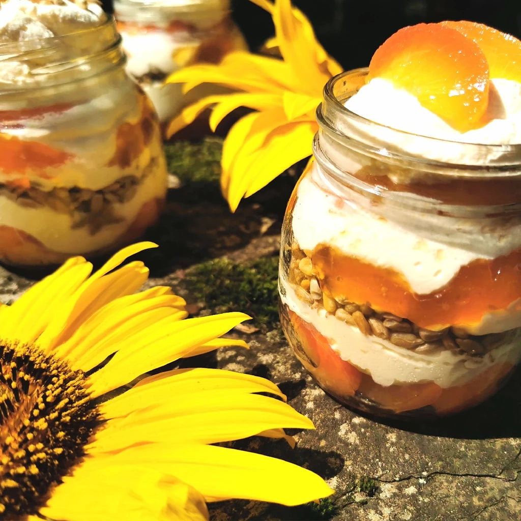 Recette de verrine chantilly à la pêche et à la tisane de tournesol - Recipe for peach and sunflower herbal tea chantilly cream verrine - FloralTea