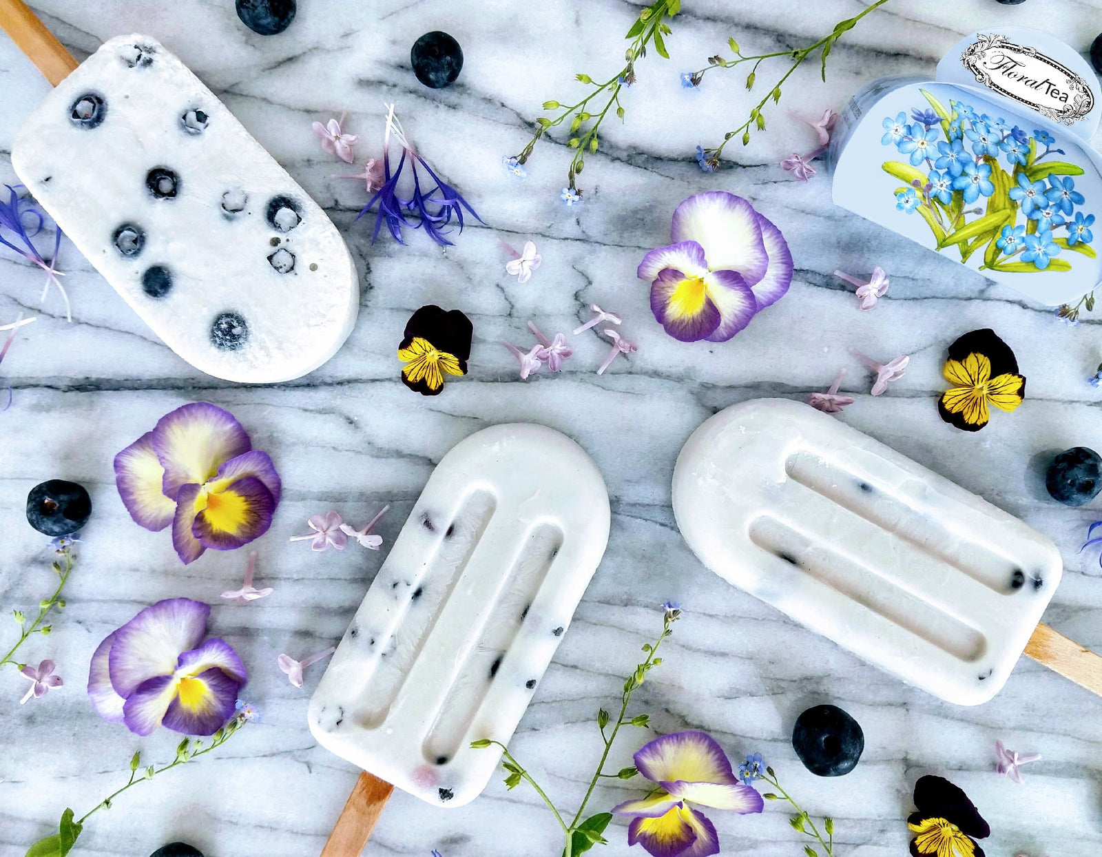 Recette de sucette glacée coco-bleuet et myosotis