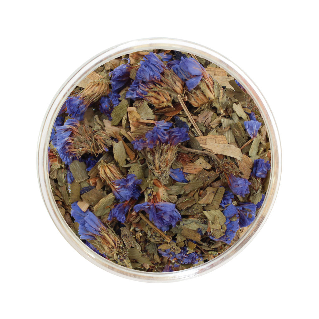 Mélange de tisane de Myosotis de Les thés FloralTea gourmet et santé fait à la main au Québec avec plantes médicinales pour aider la mémoire et la concentration. Elle facilite aussi la digestion et l’allaitement. Végétalien, ingrédients naturels, biologiques ou sauvages, vrac ou sachet compostable.