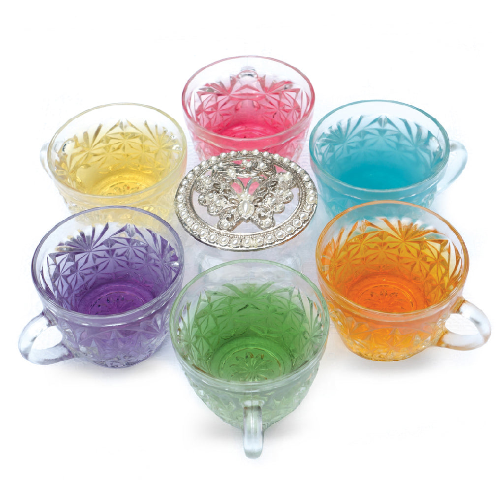 Infusions colorés naturellement de tisanes de fleurs de Les thés FloralTea gourmet et santé fait à la main au Québec de fleur de Myosotis, d'Oranger, Tilleul, Mauve des bois, Tournesol et Rose